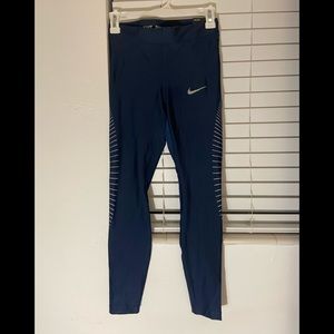 Nike leggings